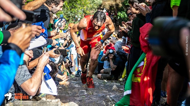 Zaprzyjaźnić się z bólem... biegania