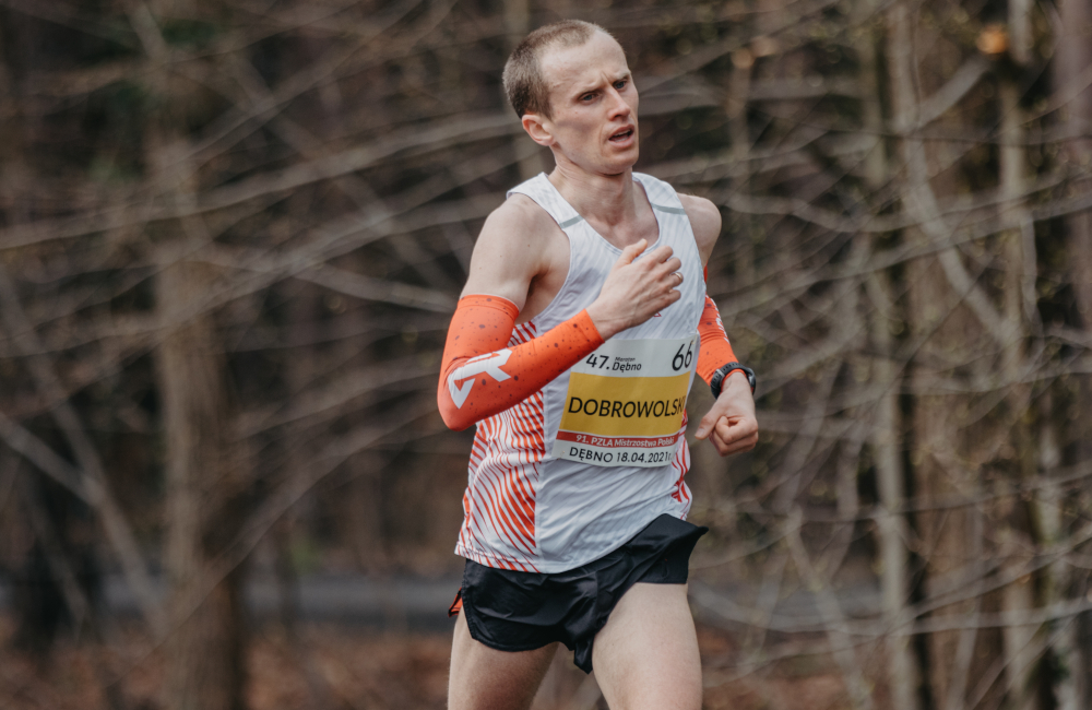 Emil Dobrowolski ukończył bieg z czasem 2:18:00