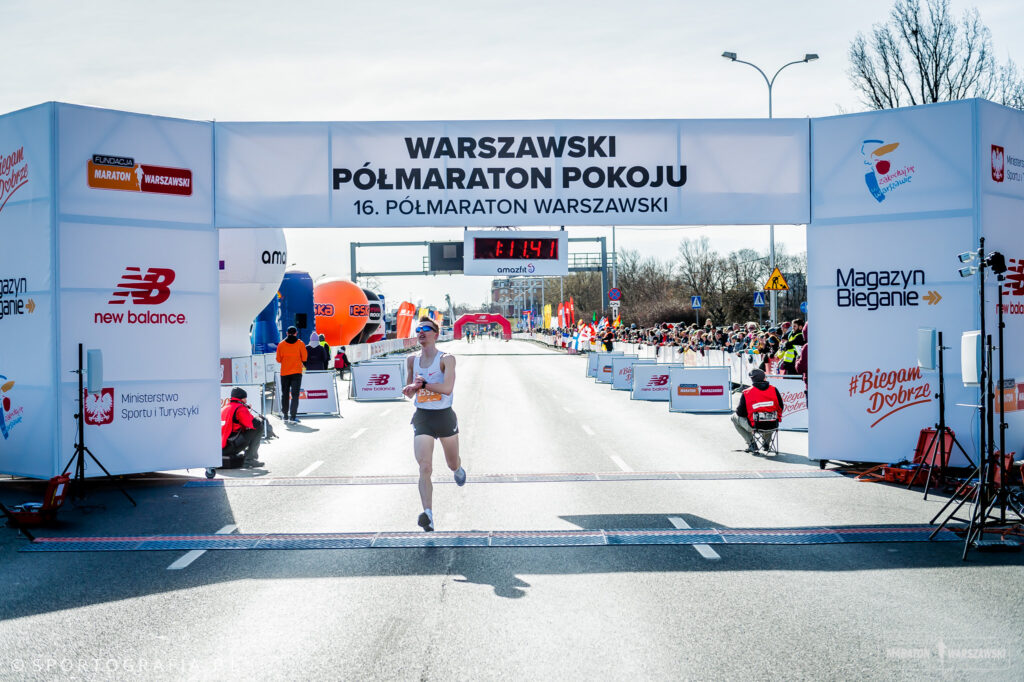 Warszawski Polmaraton Pokoju 2022 03 27 Warszawa 236