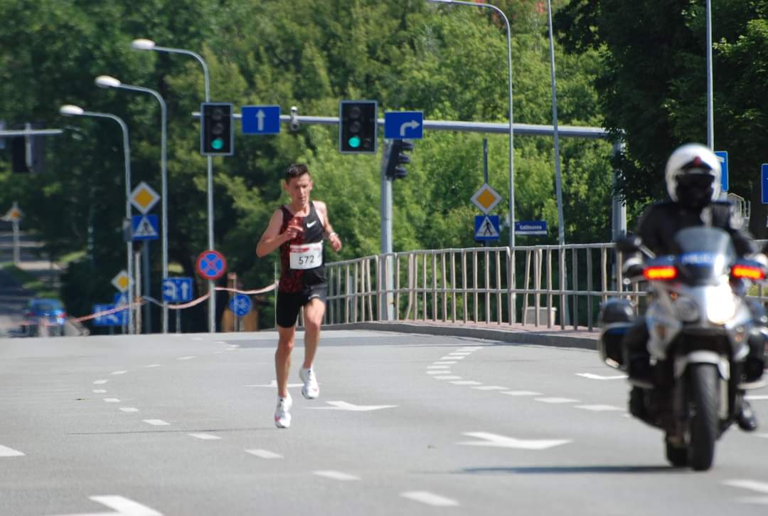 Kamil Walczyk – od 90 kilogramów do zwycięzcy największych biegów w Polsce