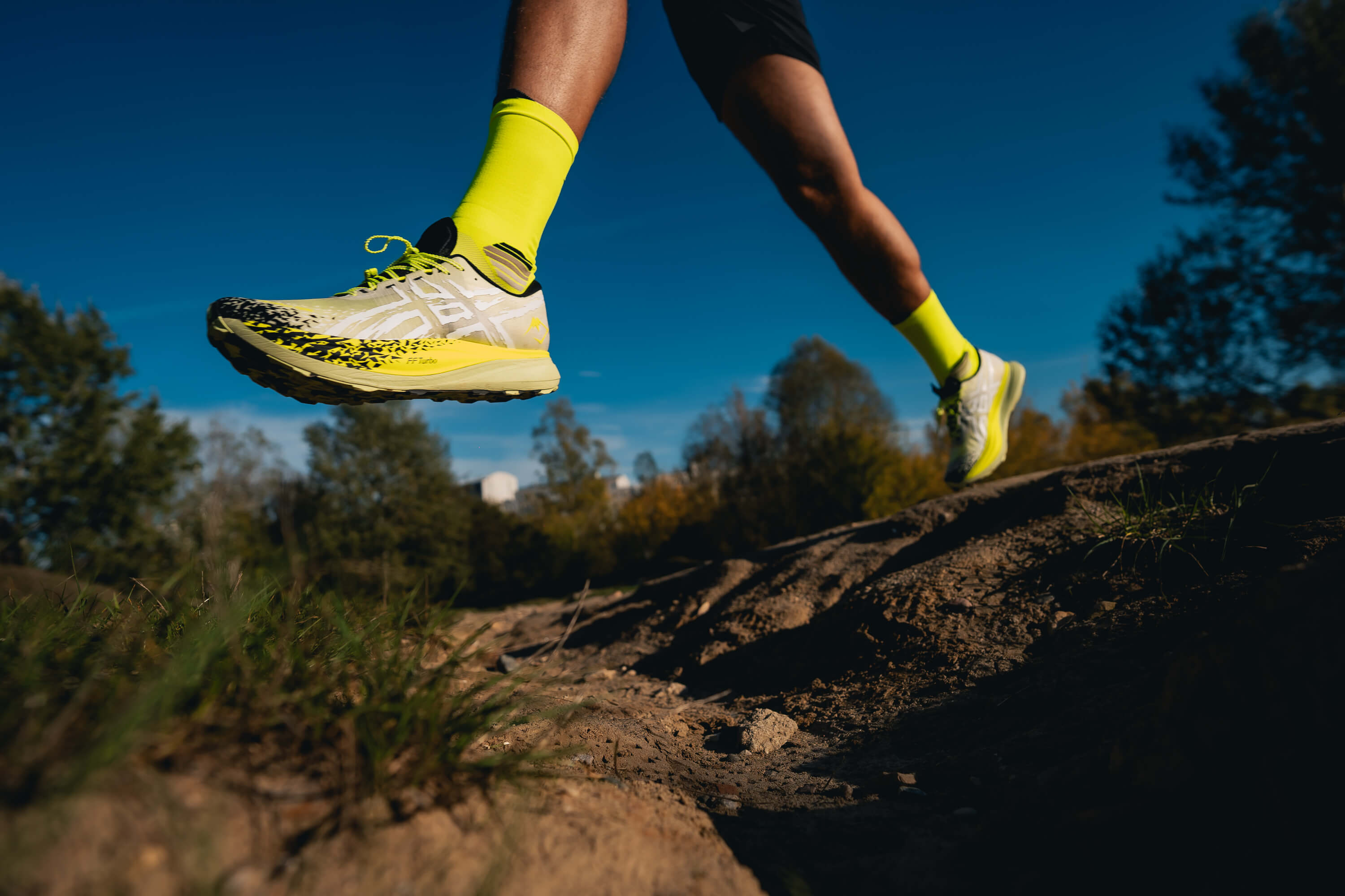 ASICS METAFUJI TRAIL- karbonowa rewolucja w segmencie trail