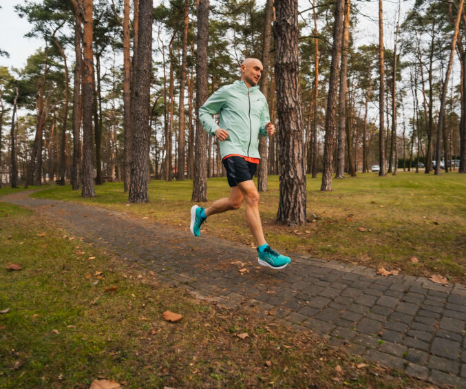 ASICS GEL-NIMBUS w terenie