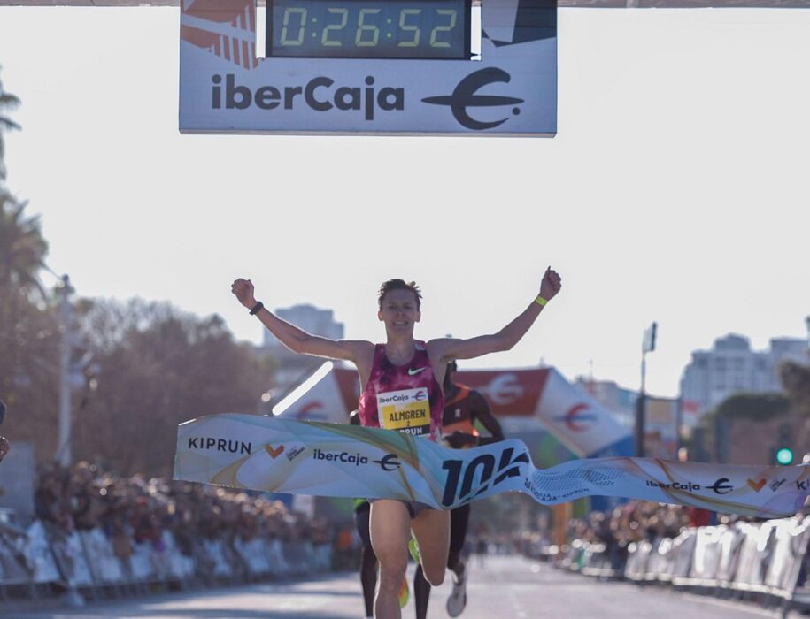 Andreas Almgren przed 10k Valencia Ibercaja 4 i