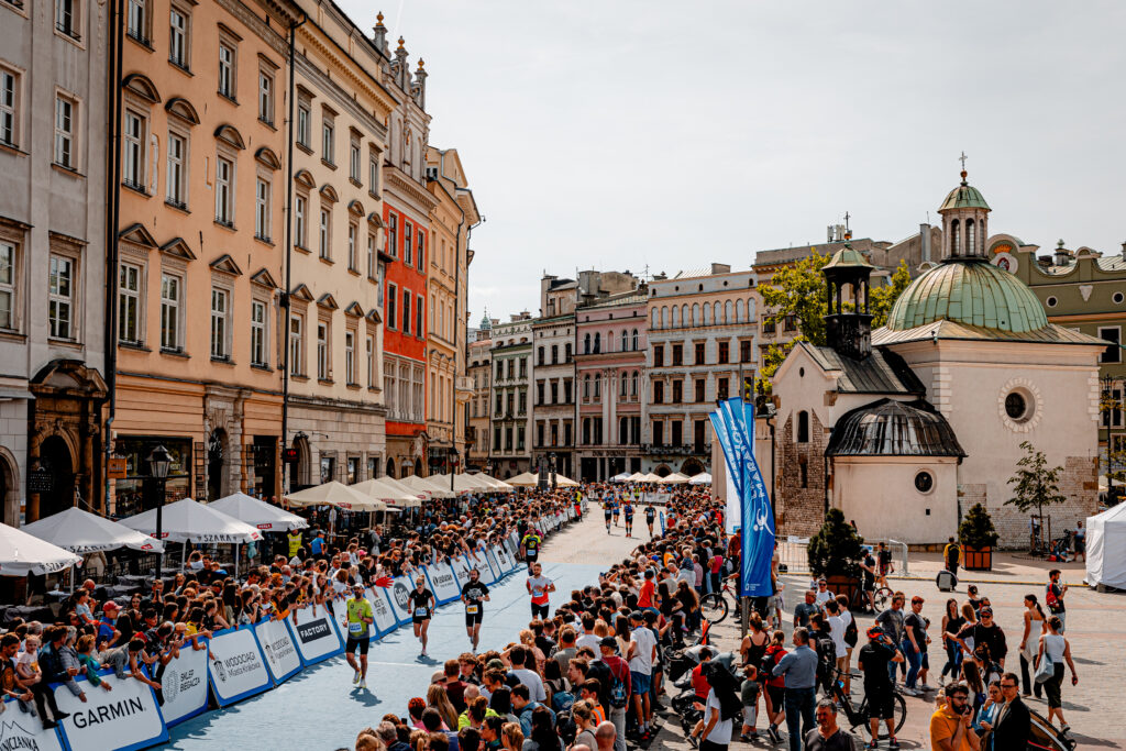Poznaj fenomen Cracovia Maratonu! Trasa, historia, kibice