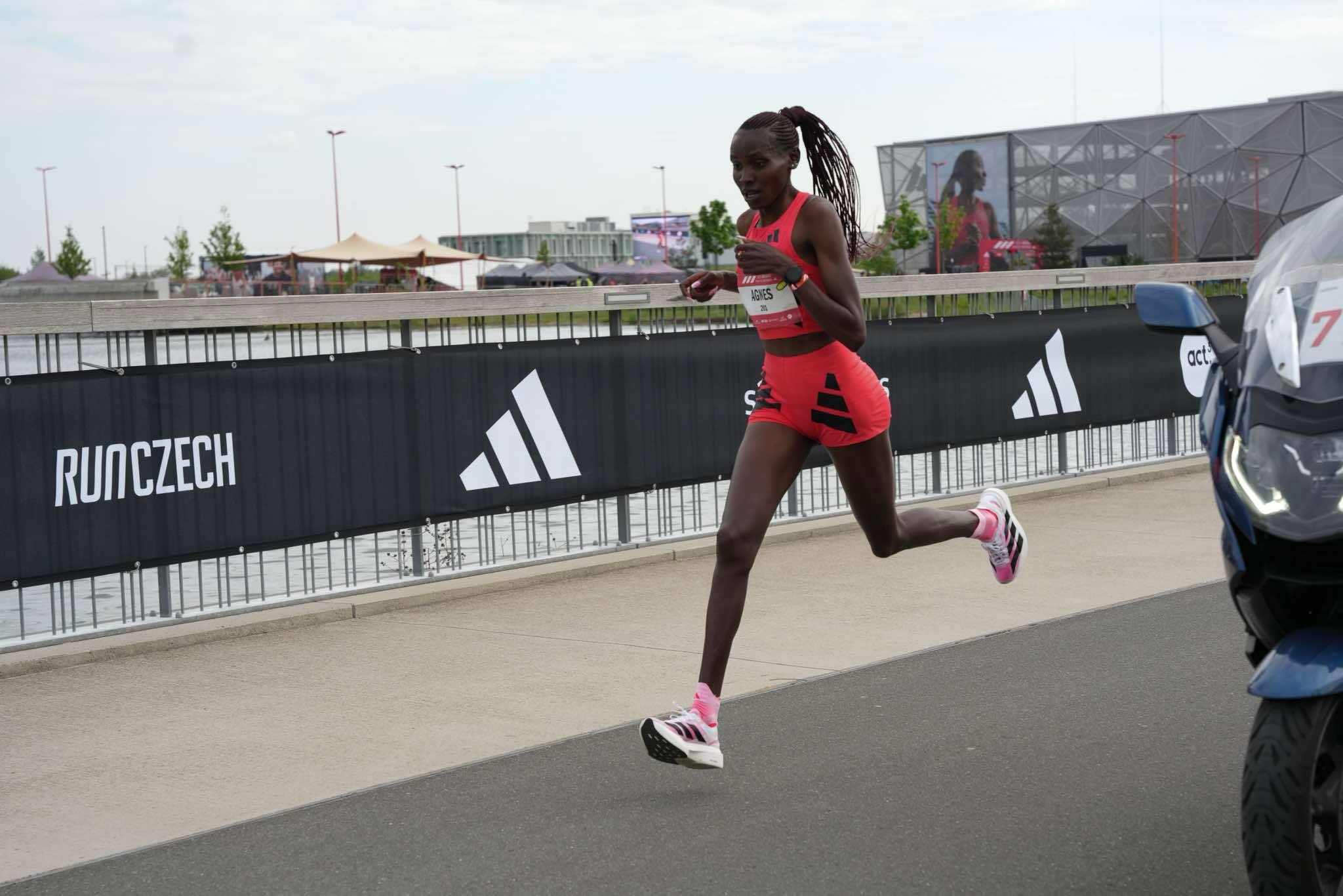 Rekord świata na 10 km Agnes Ngetich