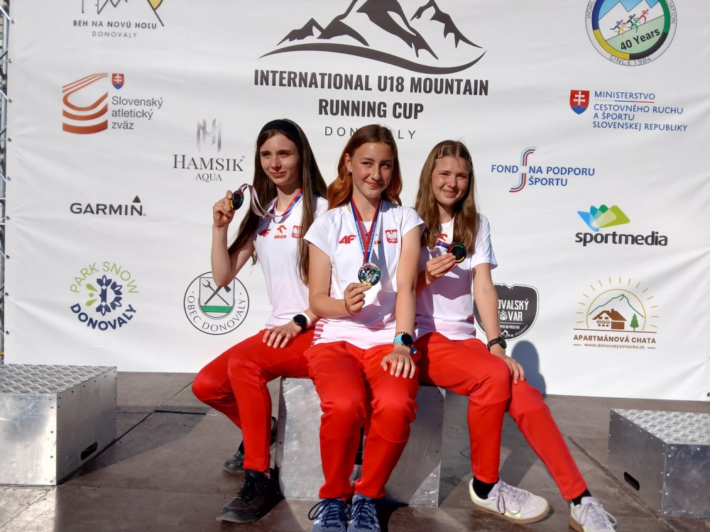 Srebrny medal reprezentantek Polski w pucharze świata U18 w biegach górskich na Słowacji
