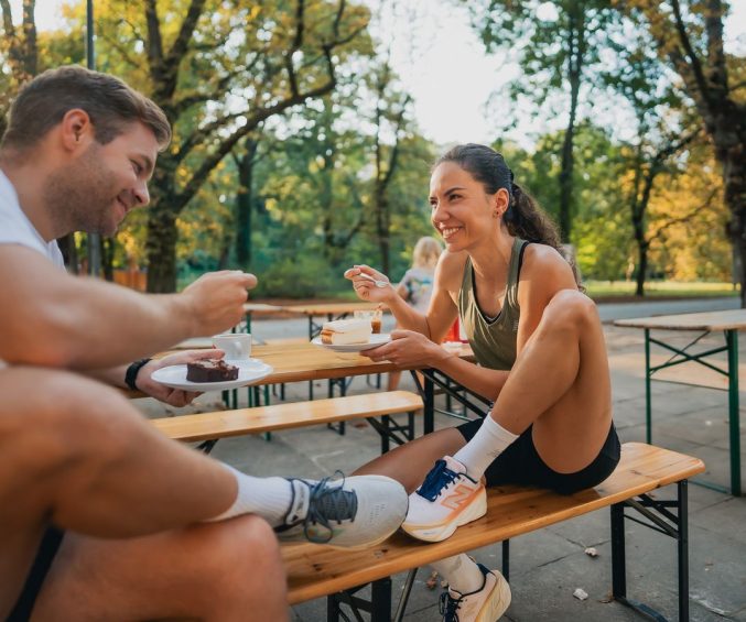 Paliwo biegacza - co i dlaczego warto zjeść przed treningiem? 8 dieta sport biegacz biegaczka jedzene