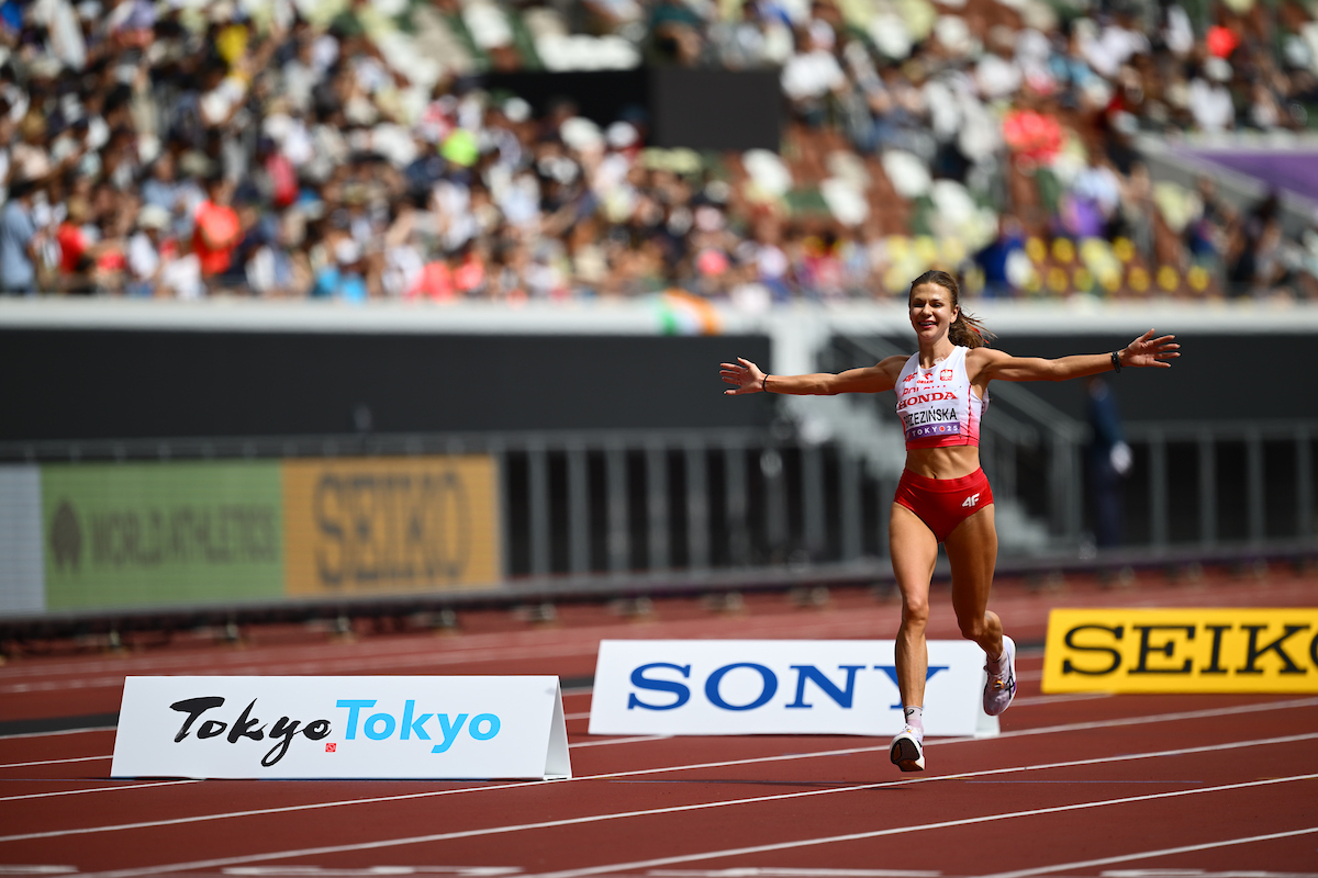 Pia Skrzyszowska z awansem, maratonki przeciętnie, Ingebrigtsen odpadł w eliminacjach – podsumowanie porannej sesji 2. dnia MŚ