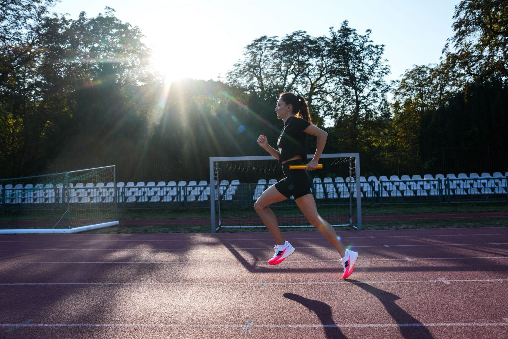 kontrola tempa biegaczka kobieta tempo