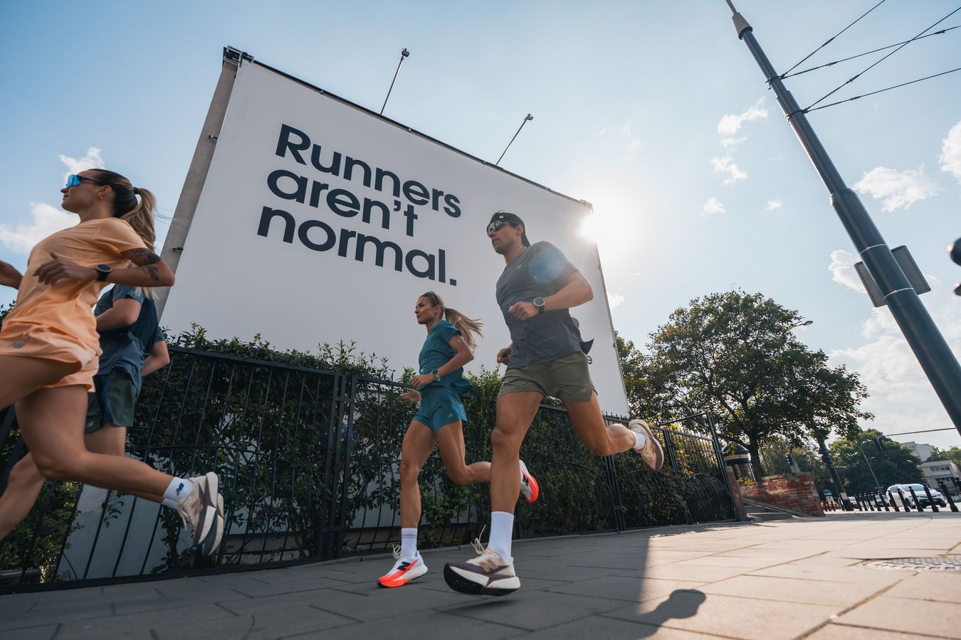 W jakim wieku biegamy najszybciej? Poznaj czynniki, które realnie wpływają na tempo biegu!