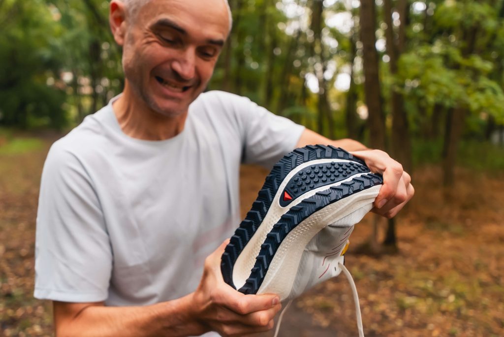 Salomon Aero Blaze 3 GRVL GORE-TEX - RECENZJA butów do biegania Road-to-trail w najlepszym wydaniu 5 salomon