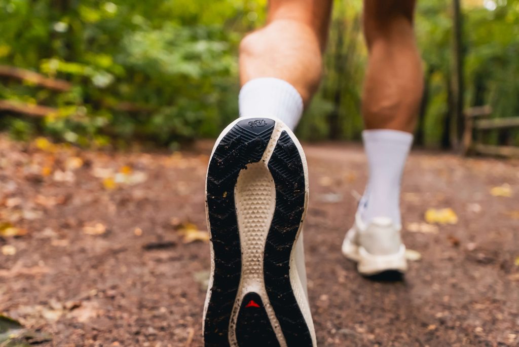 Salomon Aero Blaze 3 GRVL GORE-TEX - RECENZJA butów do biegania Road-to-trail w najlepszym wydaniu 6 salomon