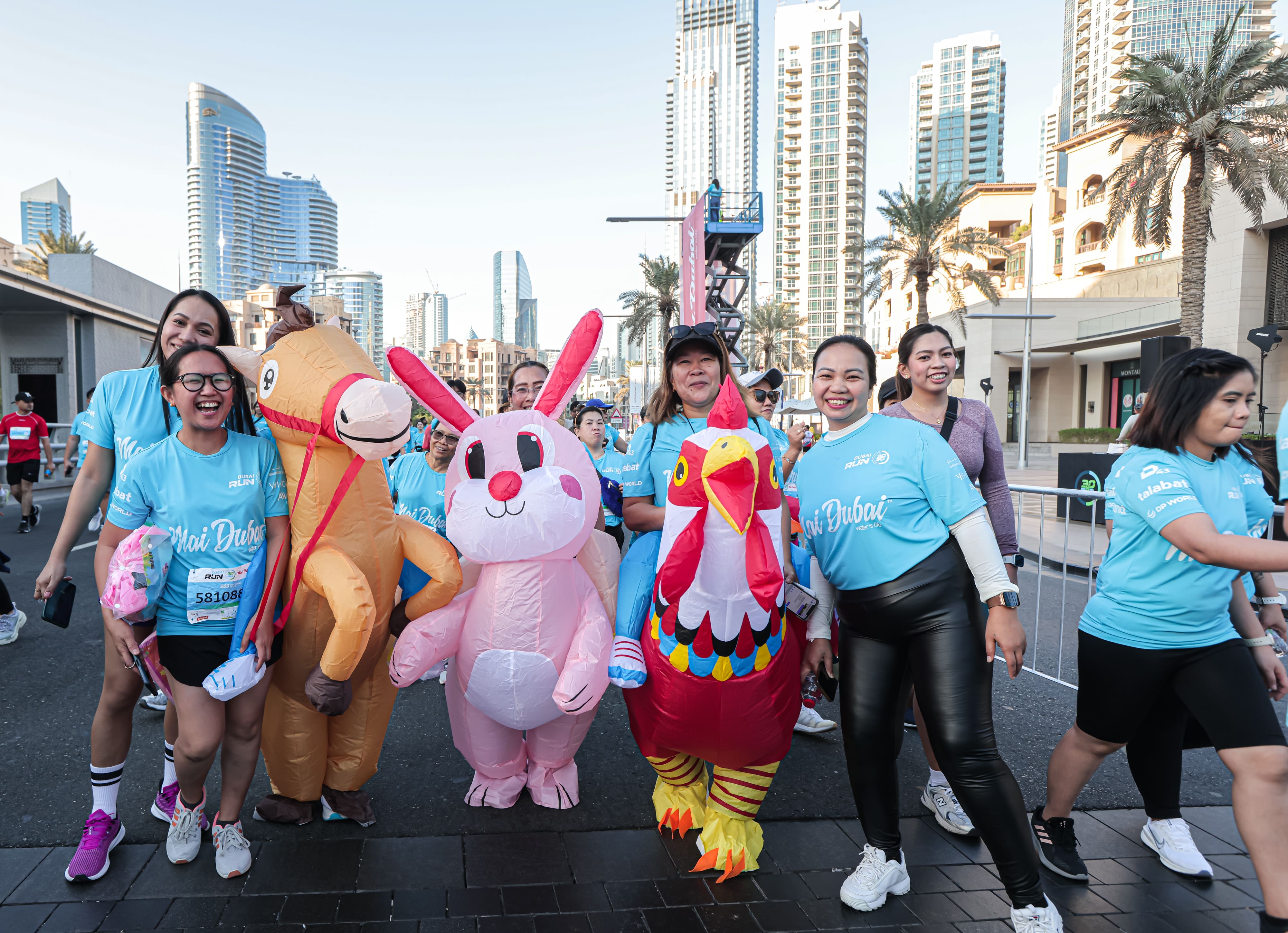 Dubai Run 2025 pobił rekord frekwencji – ponad 300 tys. biegaczy na głównej ulice Dubaju
