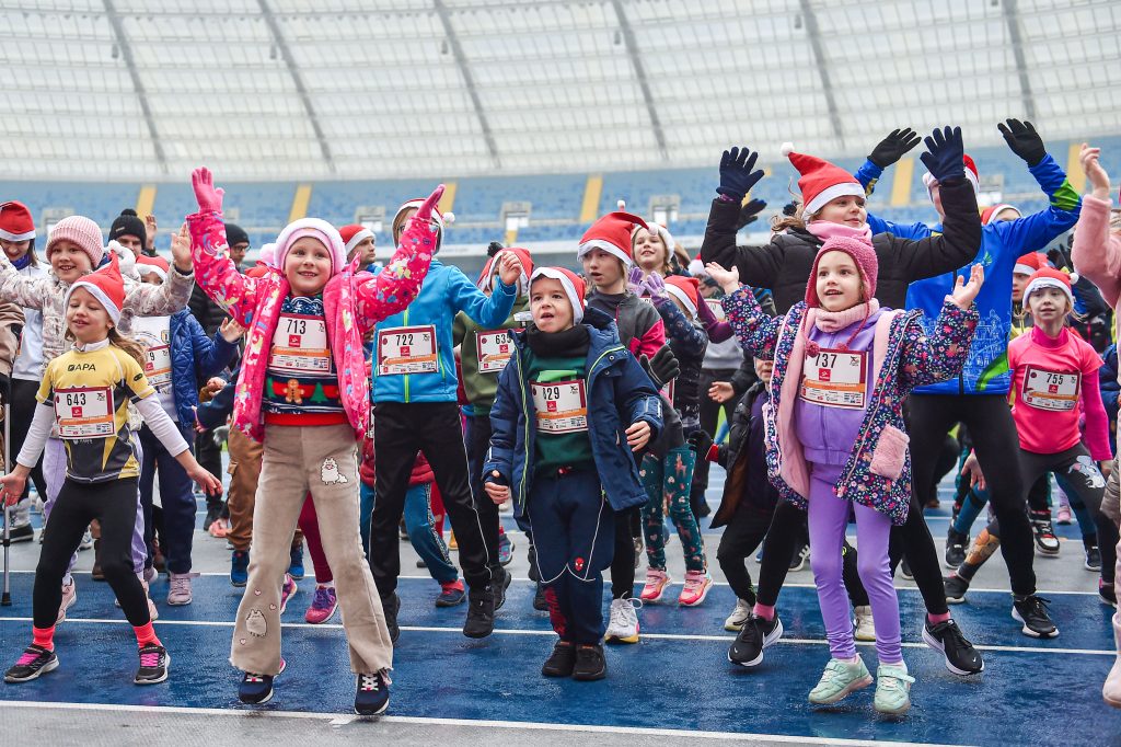 Za nami rekordowa III Charytatywna Mila Mikołajkowa z TAURONEM 3 20251214xPF MB0658