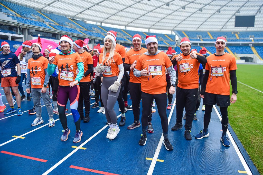Za nami rekordowa III Charytatywna Mila Mikołajkowa z TAURONEM 6 20251214xPF MB0974