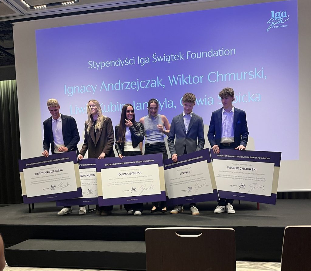 Płotkarz Ignacy Andrzejczak wśród stypendystów Fundacji Igi Świątek. Otrzyma 100 tys. złotych! 2 G8T2mdnXwAATcQv