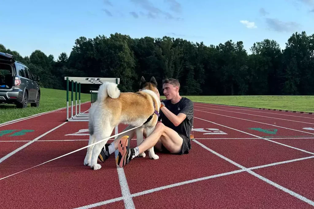 Hoey track 1 042525 5fcd356c206f46c2904cfa61b342d4c0