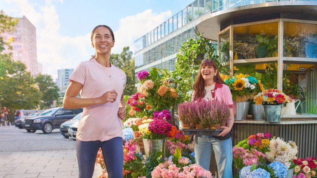 Kampania reklamowa ASICS z hitem The Beach Boys 1 ASICS Mat. prasowy 2 5