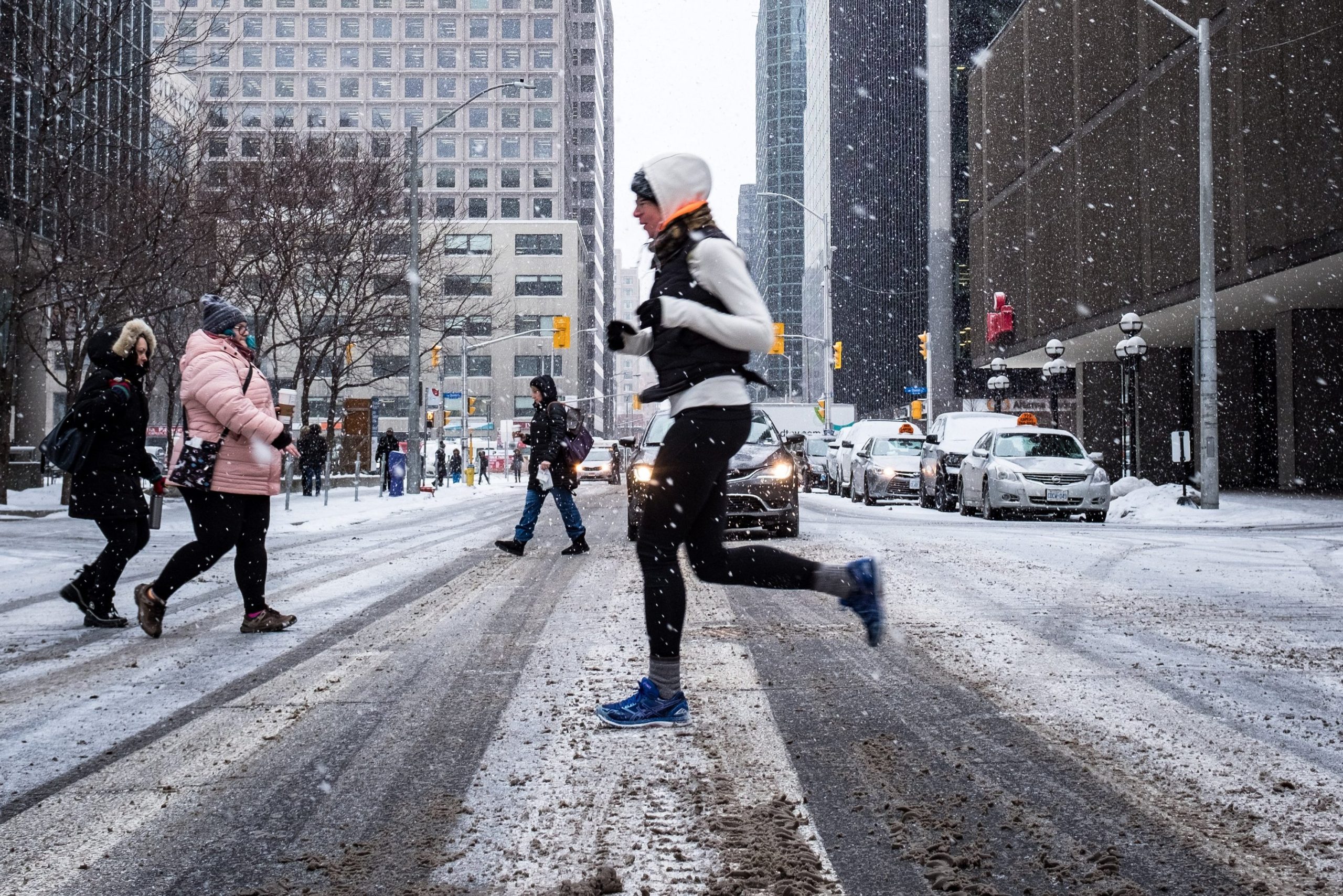 StockSnap JOVKJL48BL edited scaled