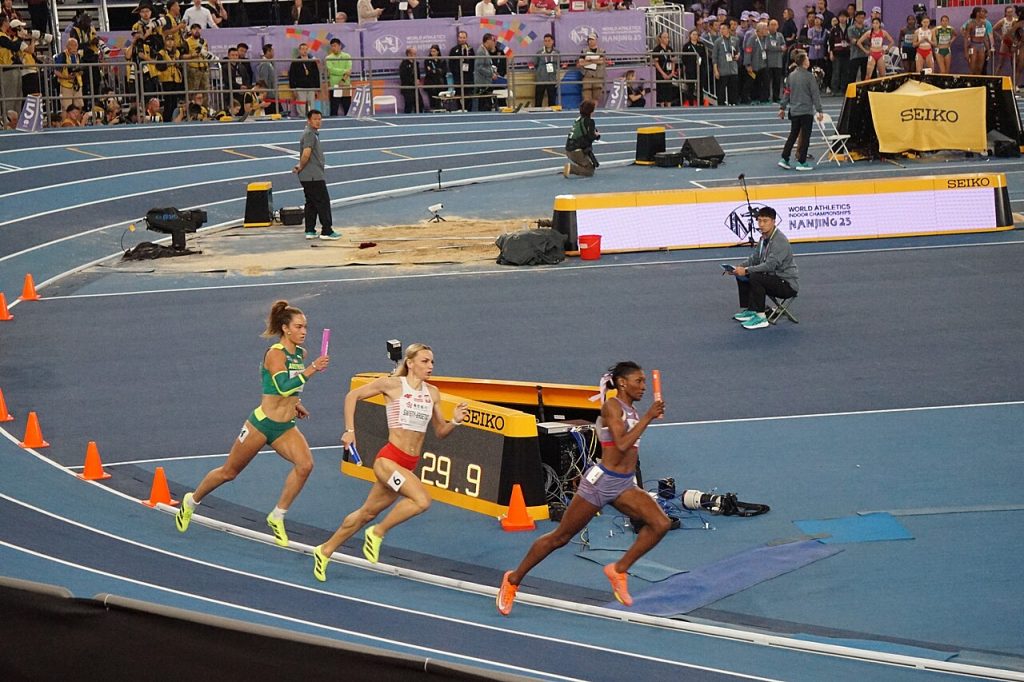 2025 World Athletics Indoor Championships – Womens 4 × 400 metres relay 02