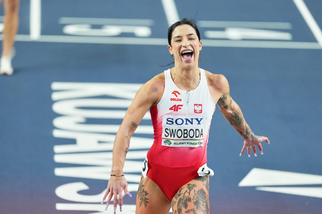 Medal Sztafety, 7. miejsce Kołodziejskiego, awanse Czykiera, Szymańskiego i Swobody w sesji porannej 2. Dnia HMŚ w Toruniu 3 20260321 114755B