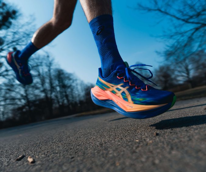 ASICS SUPERBLAST 3: Asfaltowy pocisk na długie i szybkie treningi 6 DSC02556