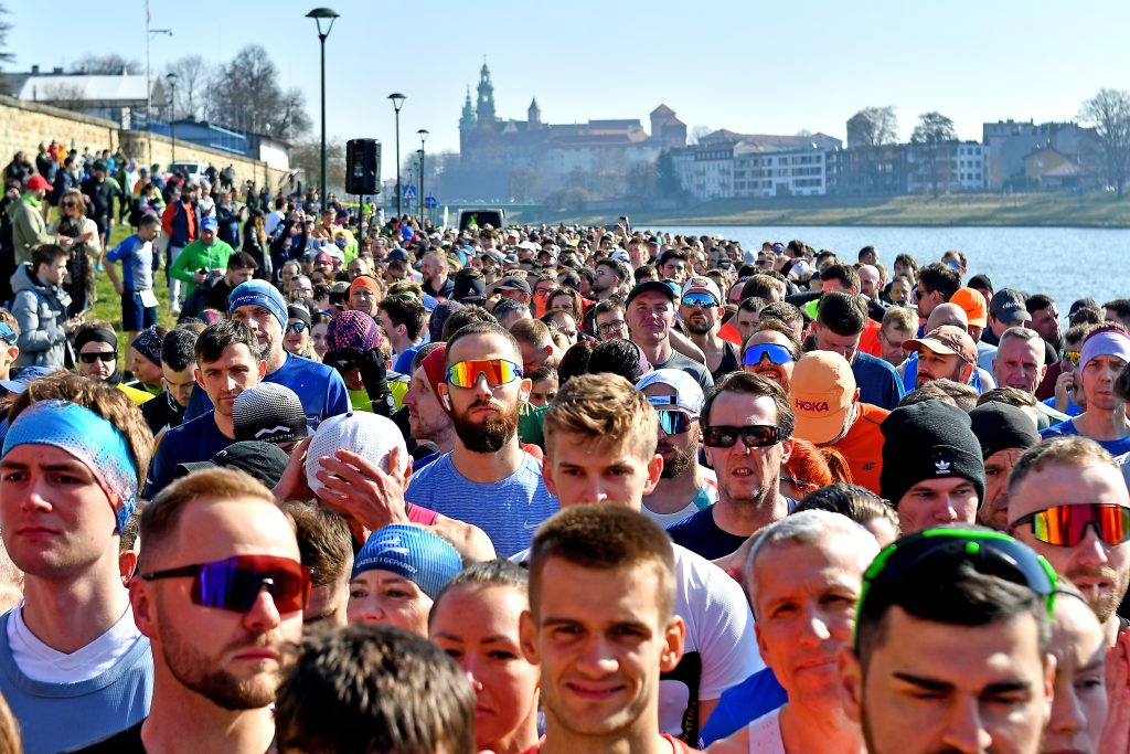 Krakowski Półmaraton Marzanny w liczbie 7000 uczestników! Zapowiada się rekordowy weekend! 3 marzanna20250051kp DUZE