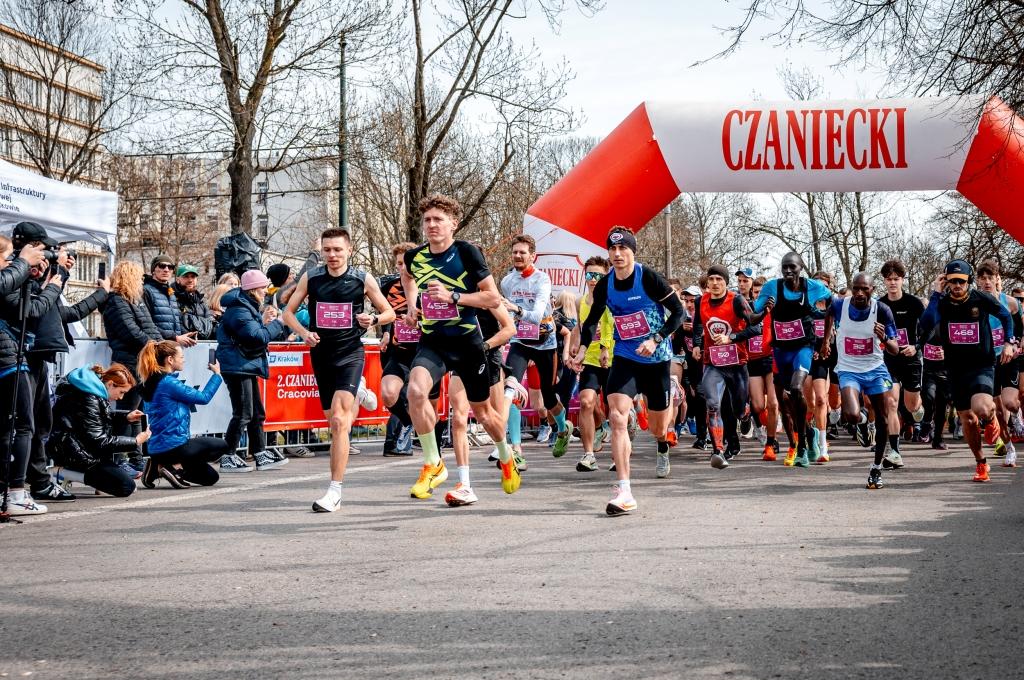 Nie tylko maraton! Ogrom atrakcji dla dzieci i starszych w ramach TAURON 23. Cracovia Maratonu